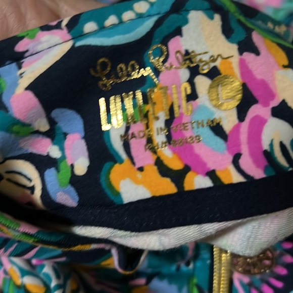 Lilly Pulitzer Jordanna Jacket UPF 50+ High Tide Navy Shes Got Sol Large NWT - Picture 10 of 11